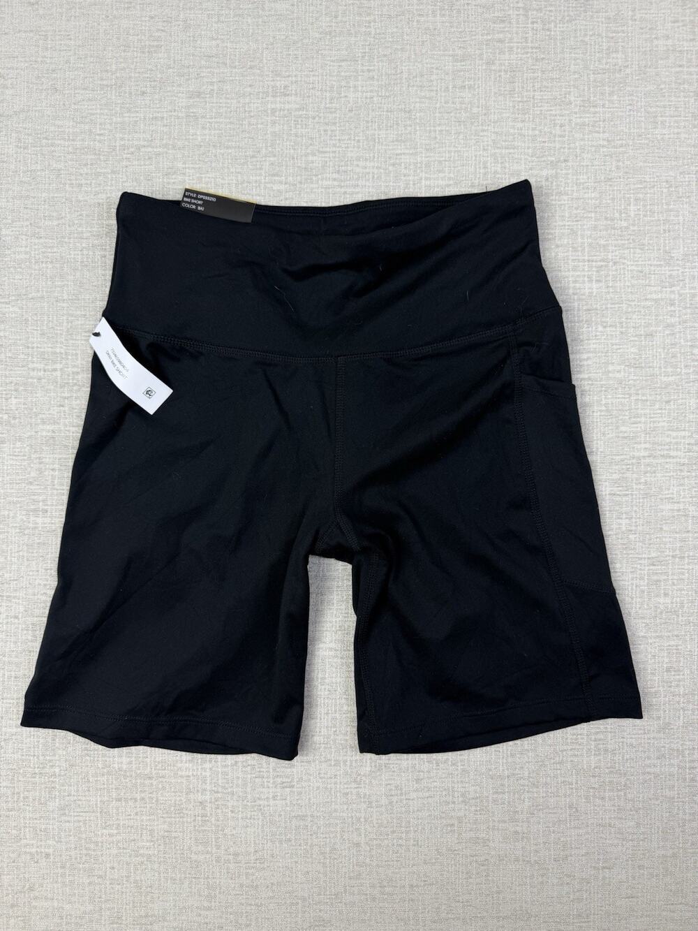 DKNY Women’s Medium Bike Shorts Black High Rise 7” Inseam Pockets NWT